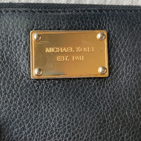 Michael Kors medium sized black zip around wallet with wrist strap - Picture 2 of 11